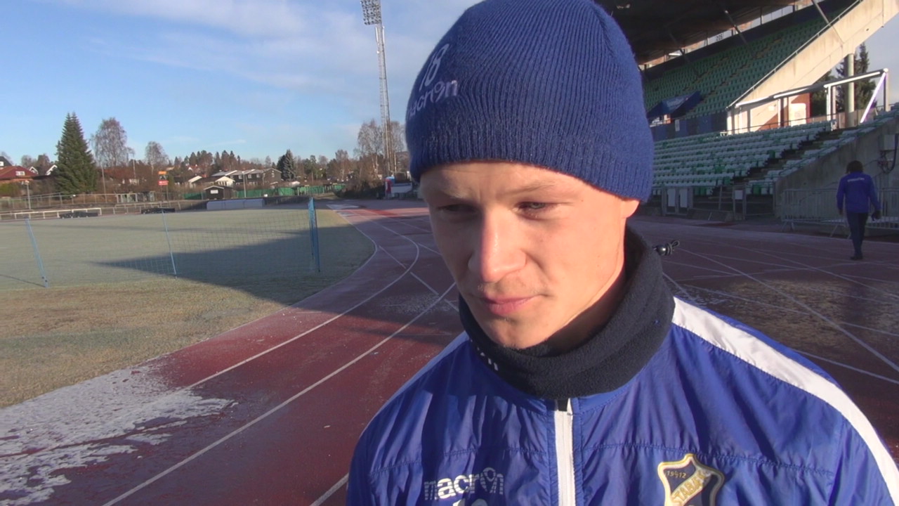 Jeppe signerer ny kontrakt